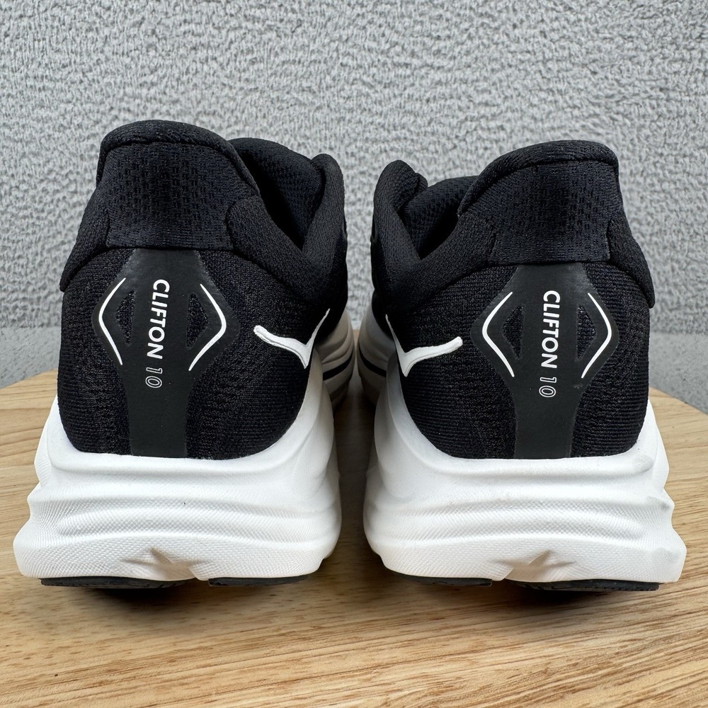 Hoka One One Clifton 10 Mens Size 9 EE Wide Black White Running Shoes Sneakers - Picture 5 of 12